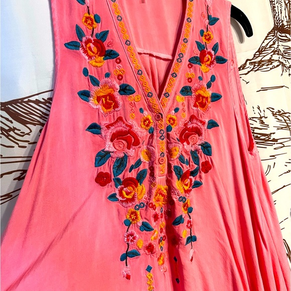 Andree embroidered tank - Picture 1 of 4